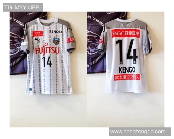 足球明星战衣的魅力与风格解析探讨各大球星的个性化球衣设计与文化影响